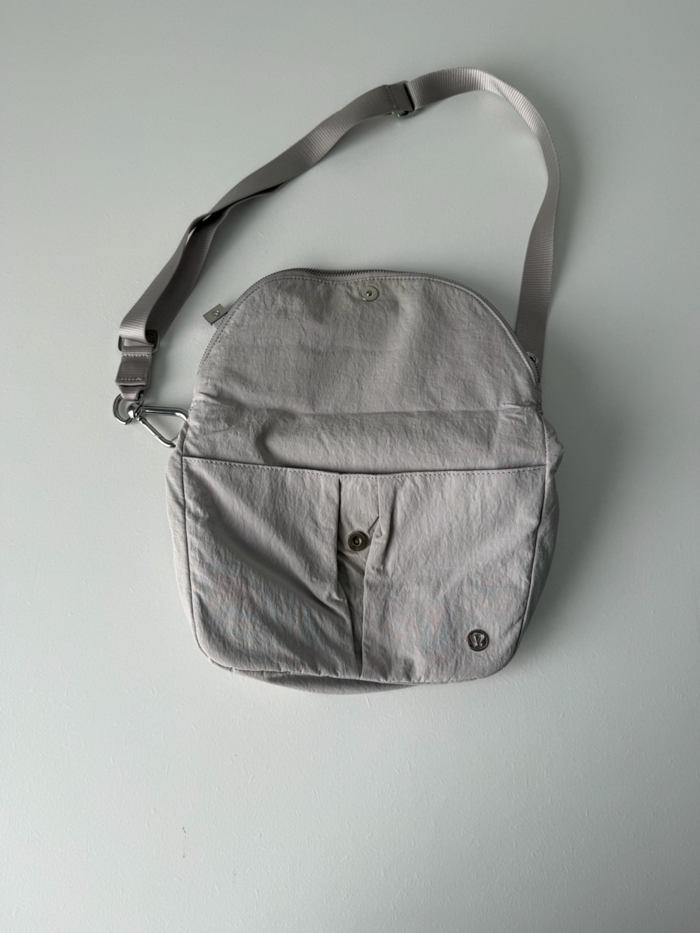 Lululemon All Night Festival 5L Bag Silver Drop - Picture 6 of 8
